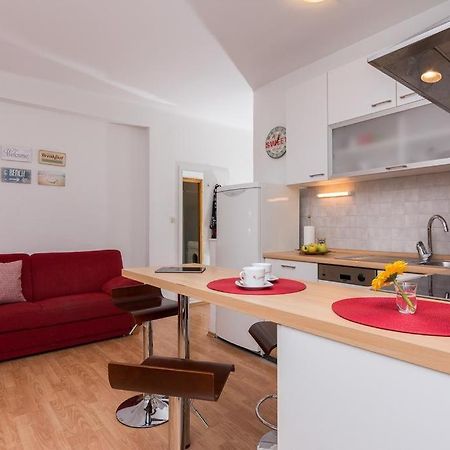 Апартаменты Near Old Town - Free Parking Задар Экстерьер фото